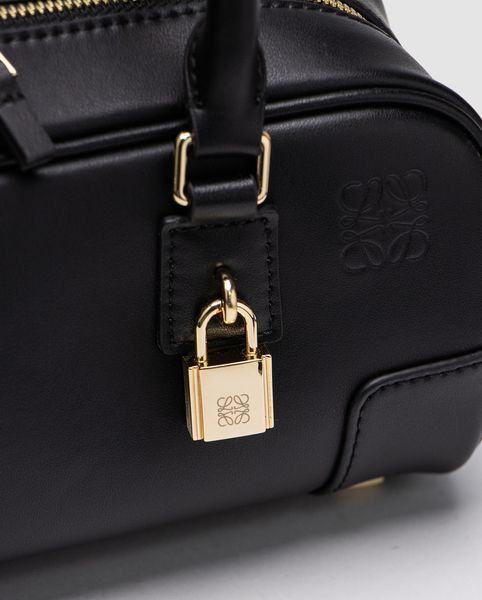 Сумка жіноча Amazona 23 Cropped Bag in Nappa Calfskin Black 99800-1105533 фото